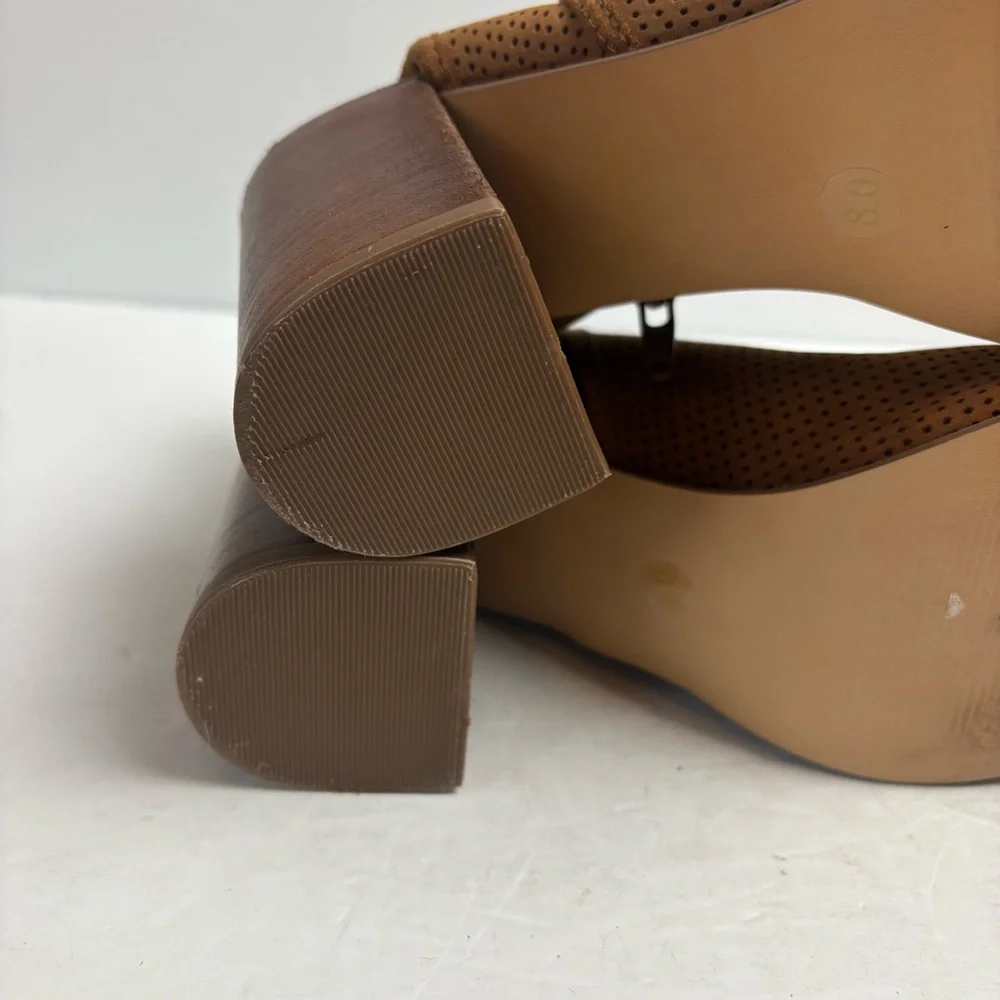 Steve Madden Cody Brown Tan Perforated Peep Toe Booties Heeled Women’s Size 8